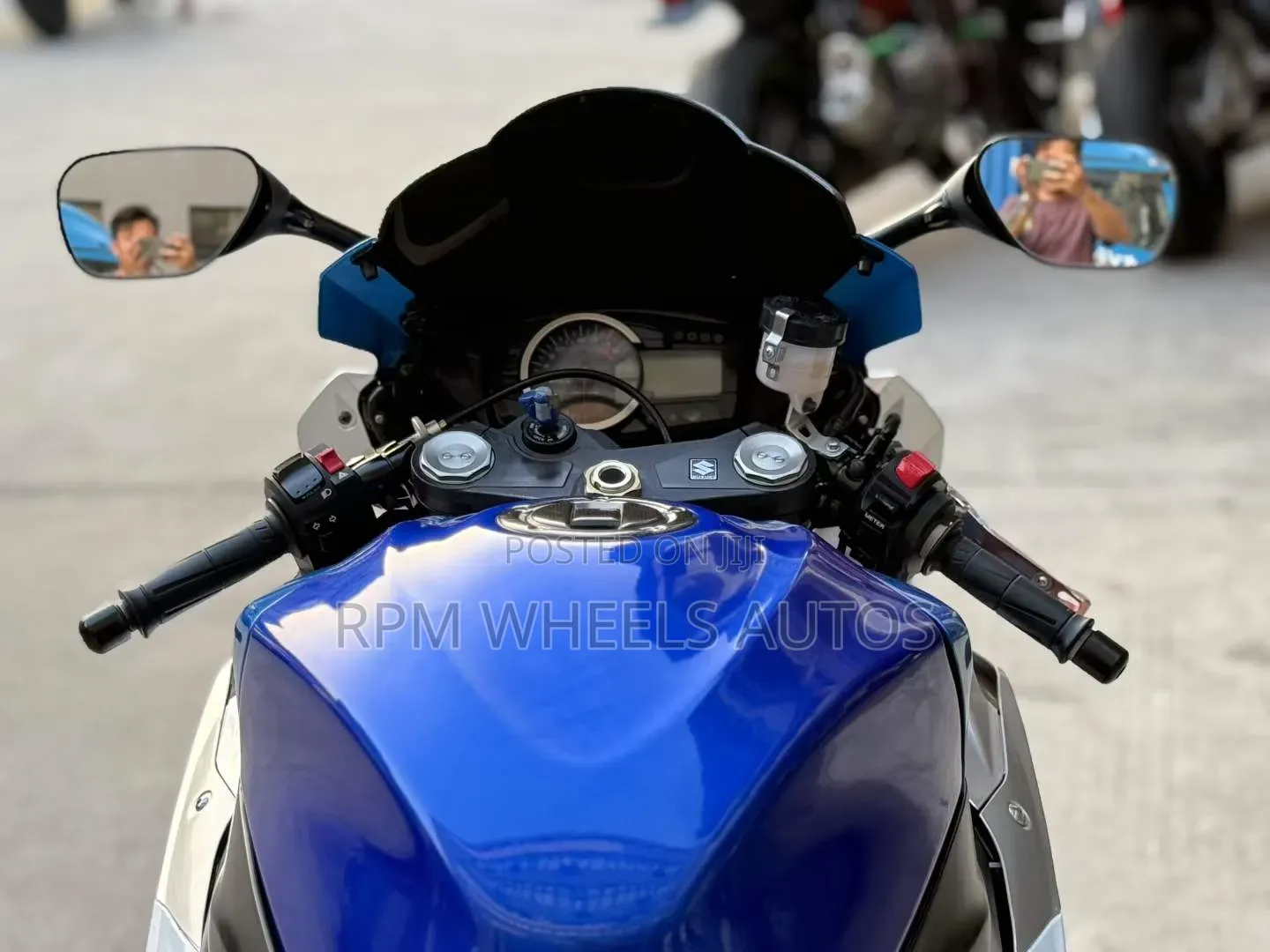 Suzuki GSX-R 2015 Blue