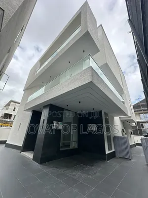 6bdrm Duplex in Banana Island for sale