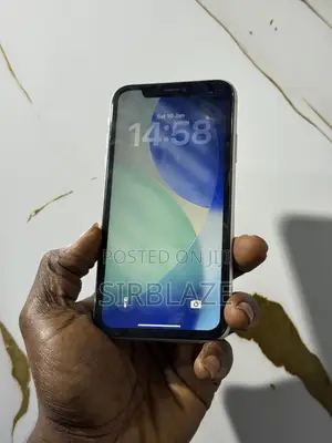 Apple iPhone 11 128 GB White