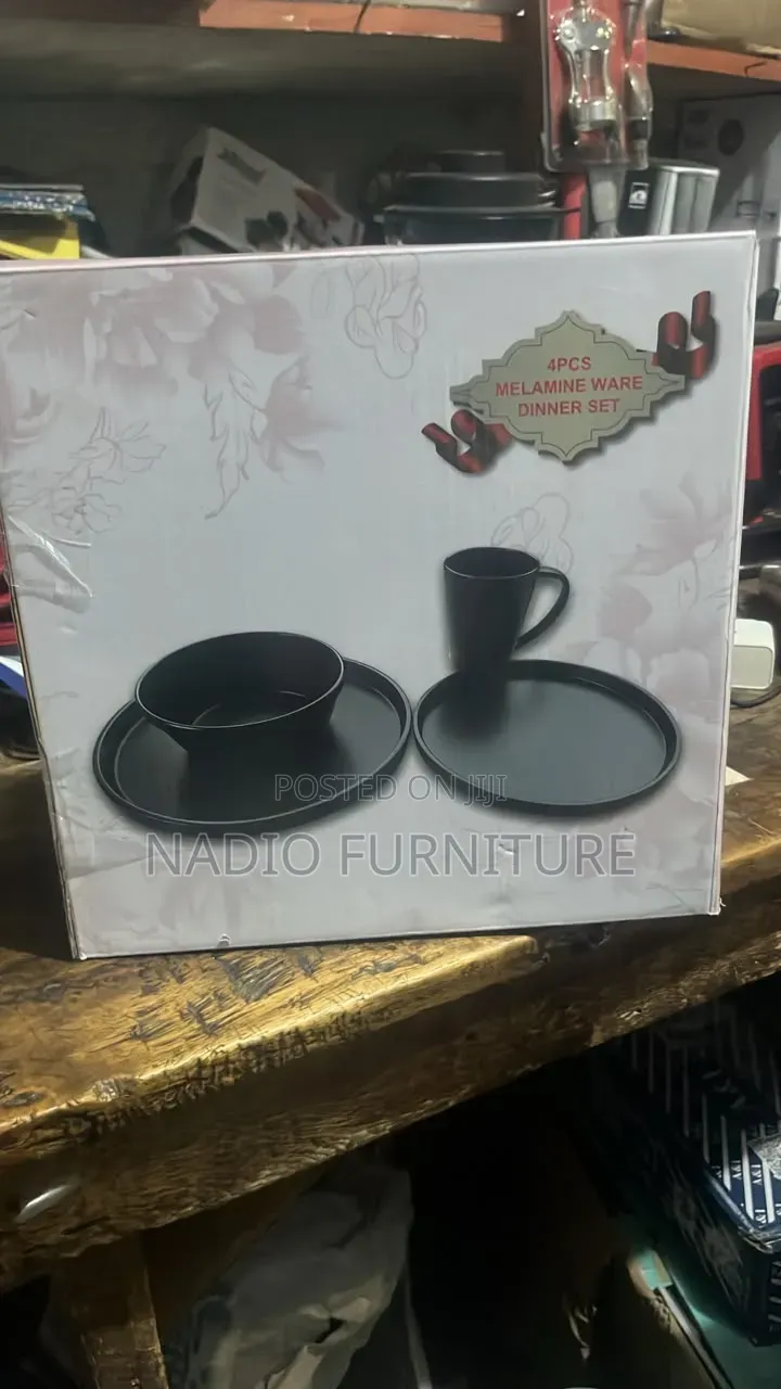 Unbreakable Set of Plate