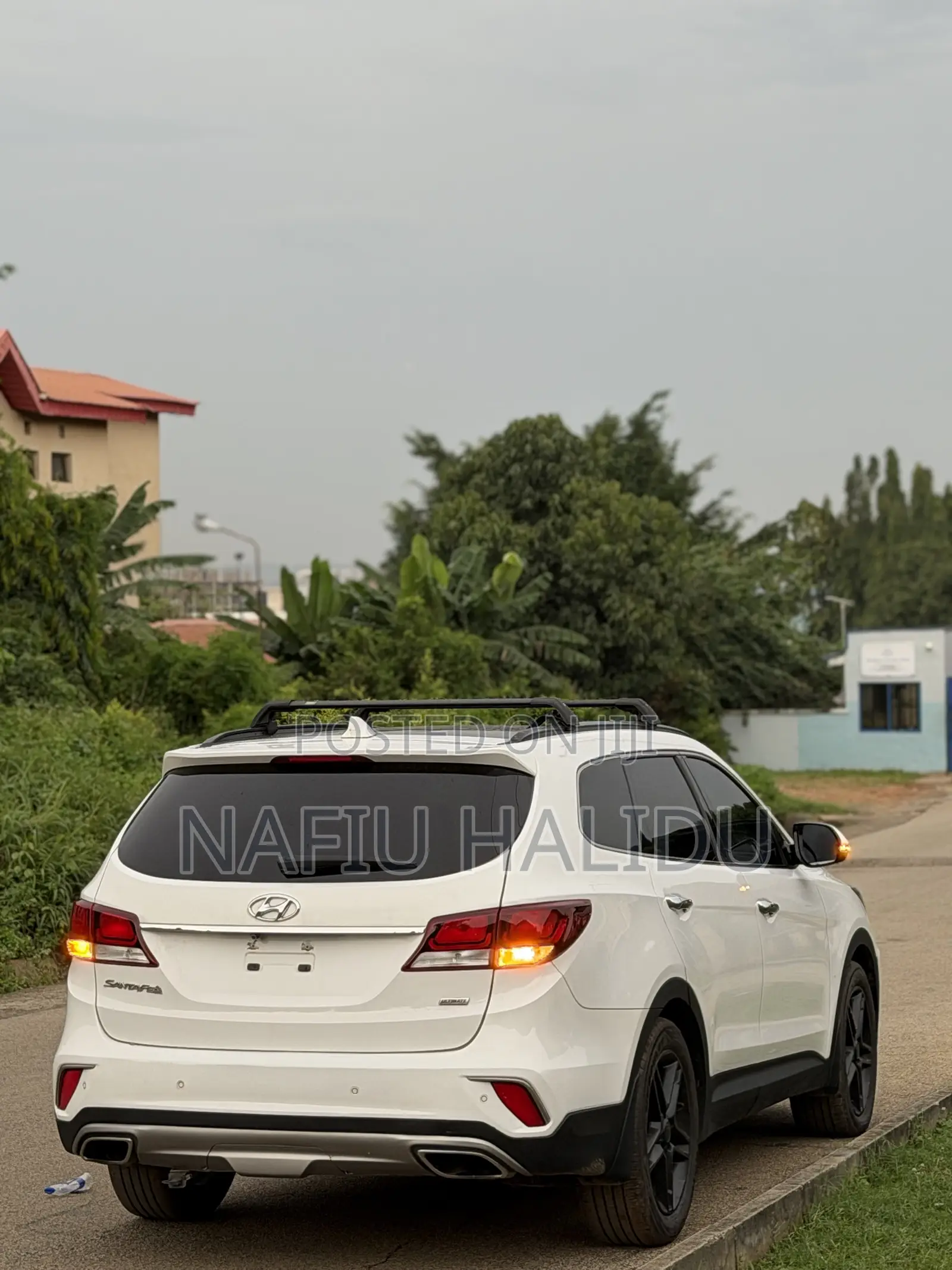Hyundai Santa Fe 2018 White