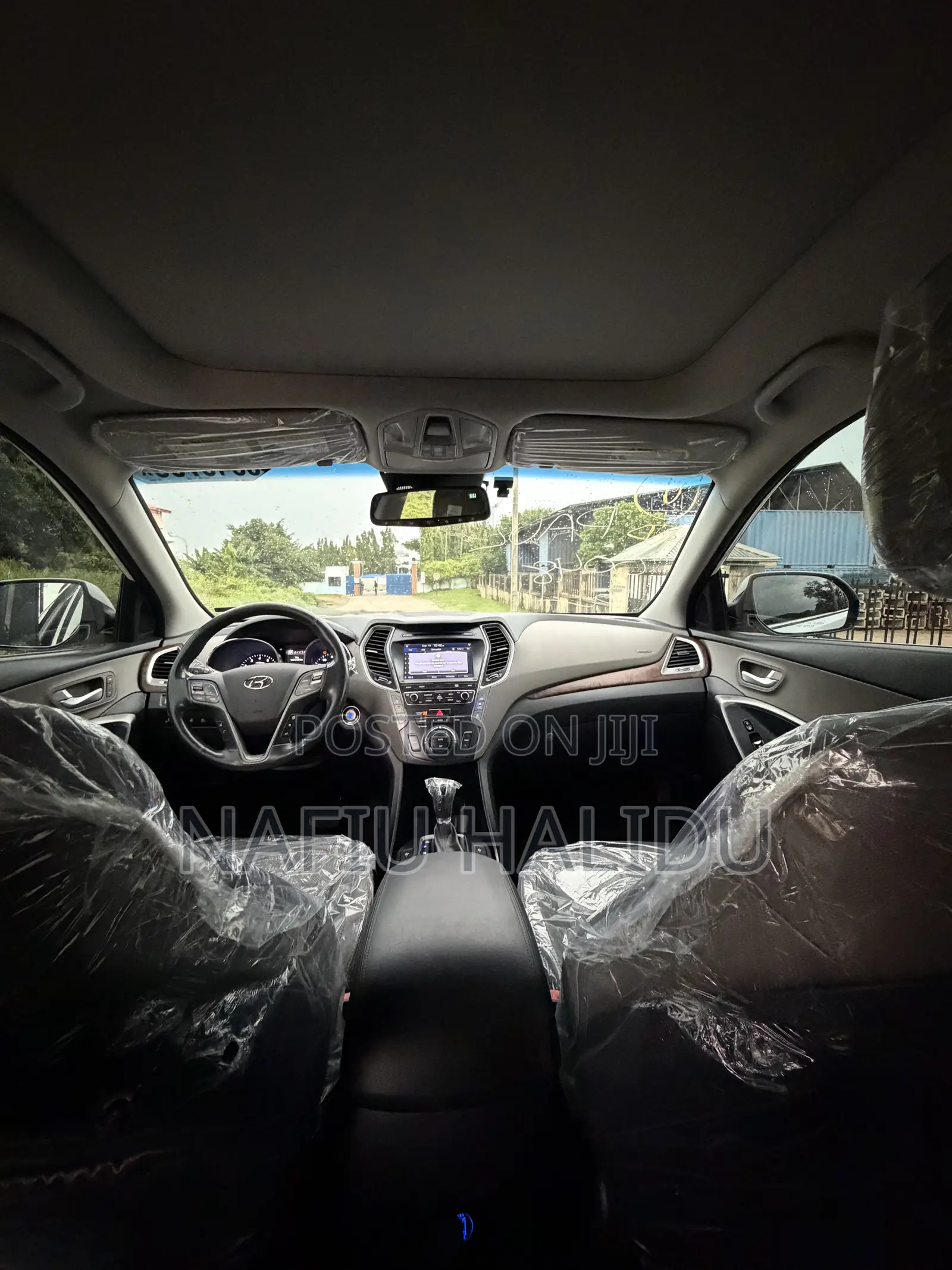Hyundai Santa Fe 2018 White