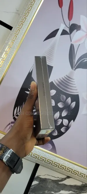 New Samsung Galaxy Z Fold7 512 GB Silver