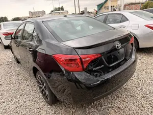 Toyota Corolla 2017 Black
