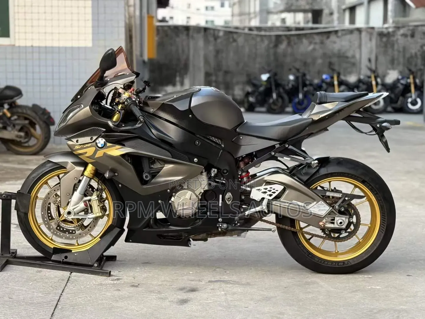 BMW S 1000 RR 2011 Brown