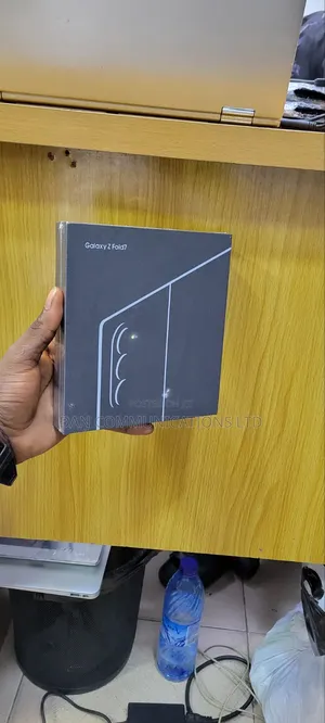New Samsung Galaxy Z Fold7 256 GB Black