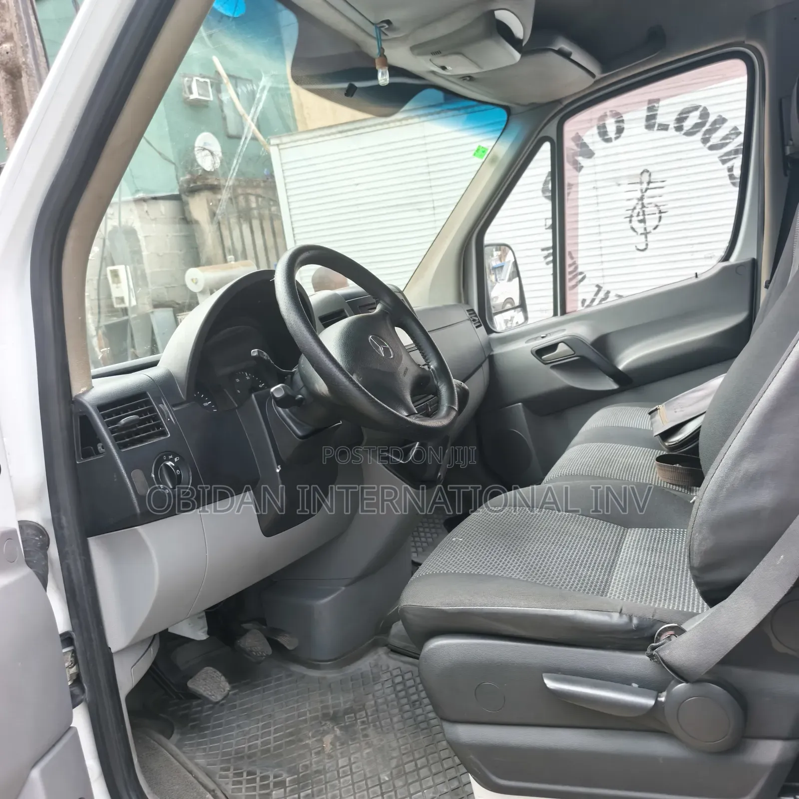 Mercedes-Benz Sprinter 2013 White