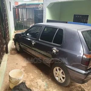 Volkswagen Golf 2002 Purple