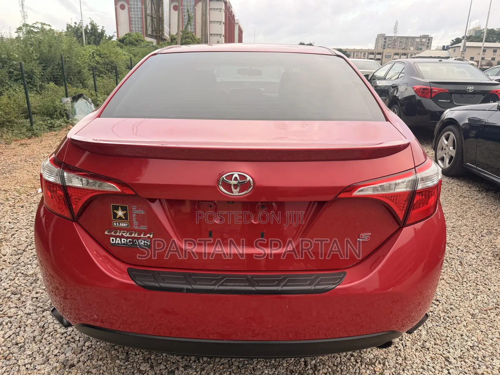 Toyota Corolla 2016 Maroon