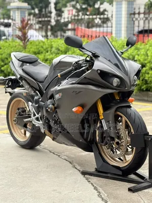 Yamaha R1 2011 Black