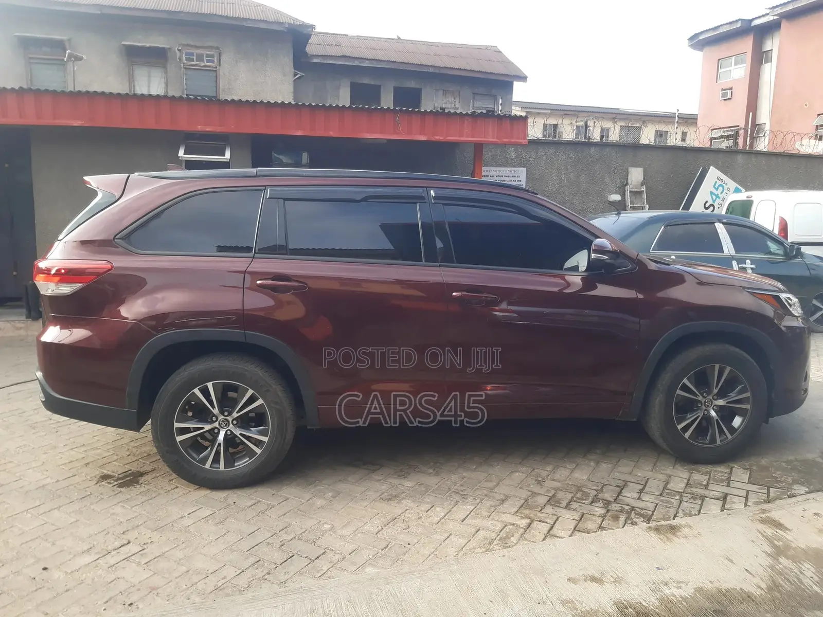 Toyota Highlander 2017 Red