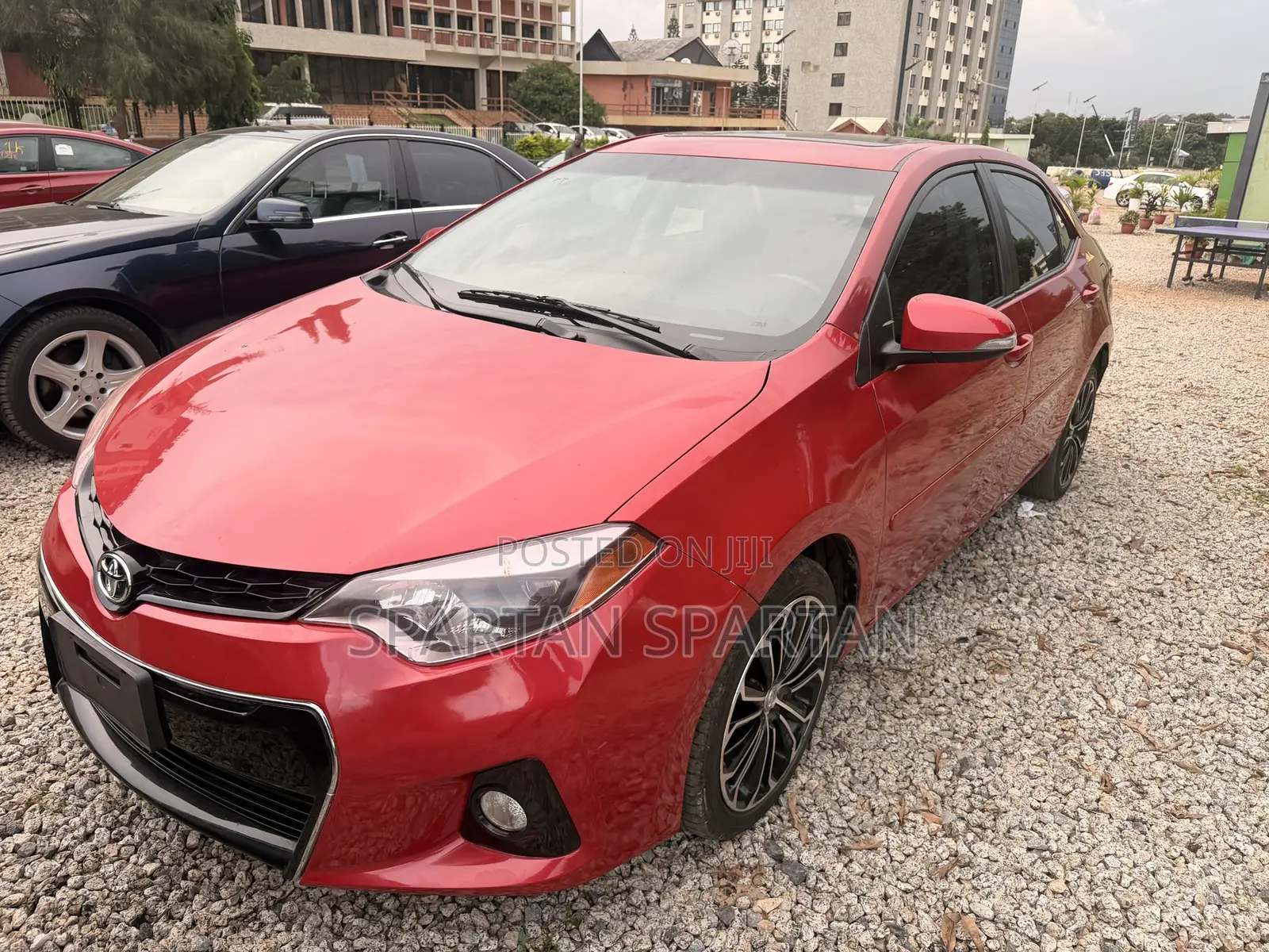 Toyota Corolla 2016 Maroon