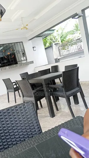 Bar/Restaurant Chairs and Table
