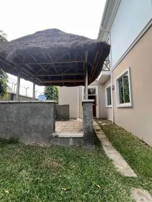 4bdrm Duplex in Crown Court Estate, Durumi for rent