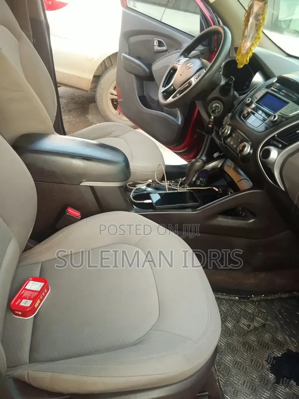 Hyundai Tucson 2011 Red