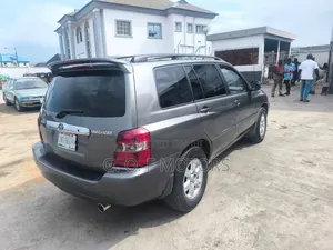Toyota Highlander 2005 Blue