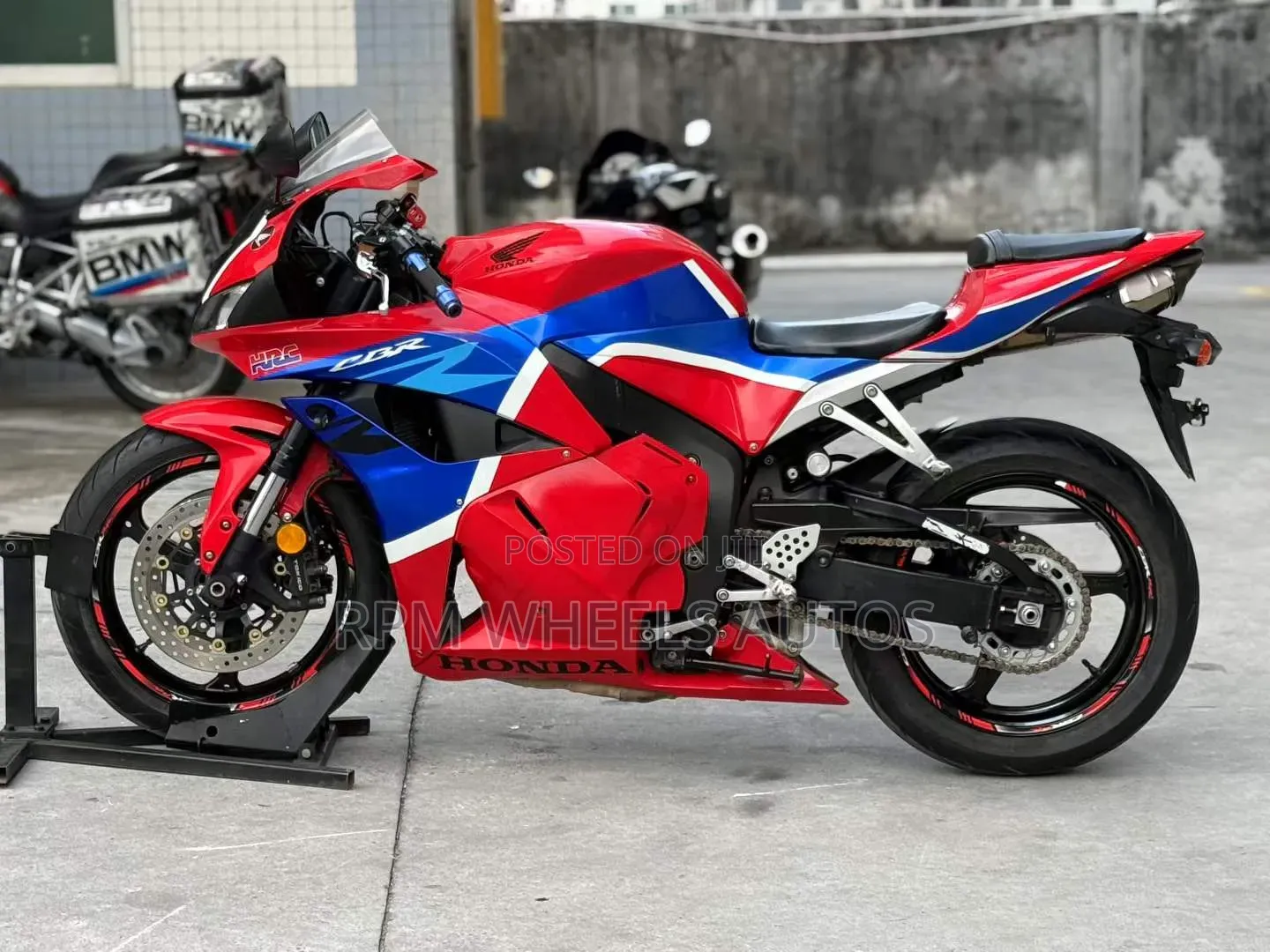 Honda CBR 2012 Red