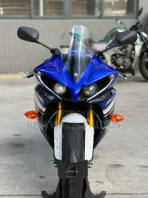 Yamaha R1 2014 Blue