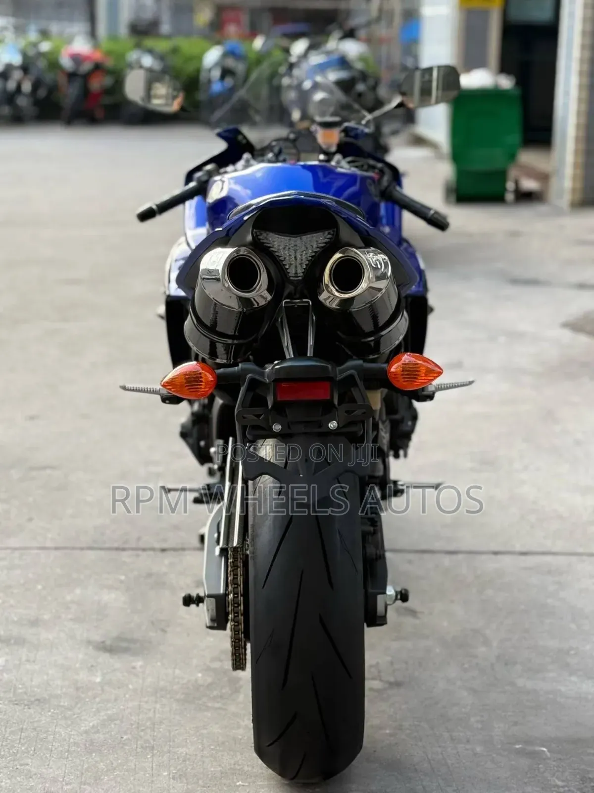 Yamaha R1 2014 Blue