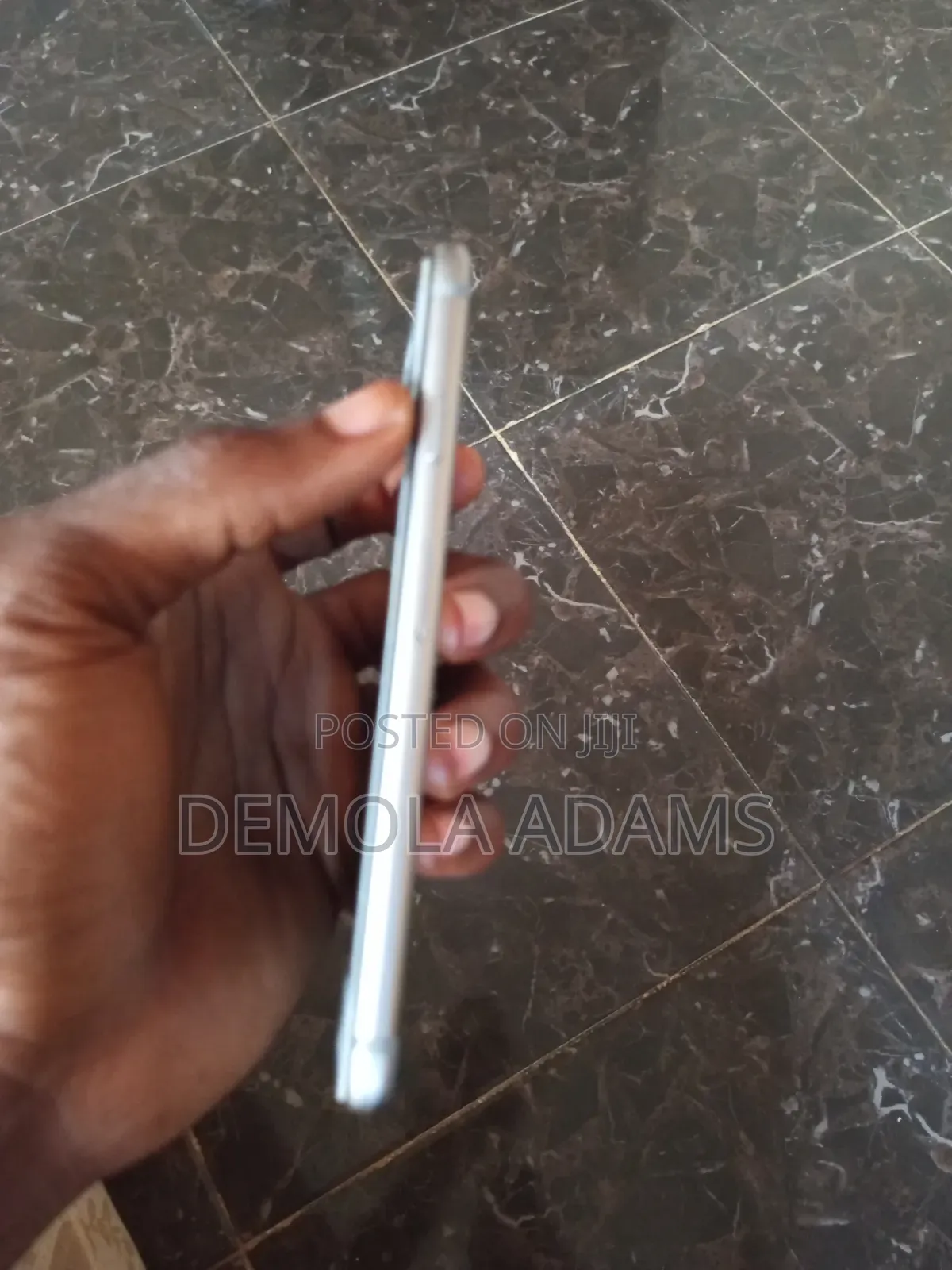 Apple iPhone 6s 64 GB Silver