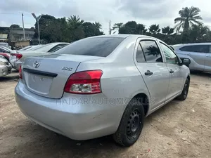 Toyota Yaris Sedan Automatic 2007 Silver