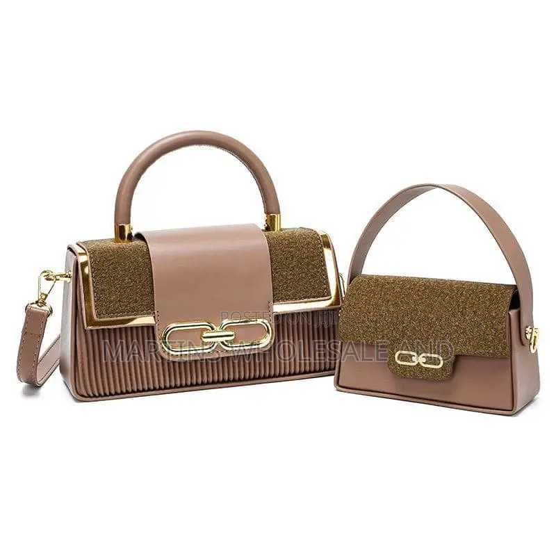 Women's Handbag Set Featuring a Structured Pleated Base and a Distinct