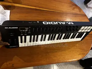 M-Audio Oxygen 49 MIDI Keyboard – Good Condition