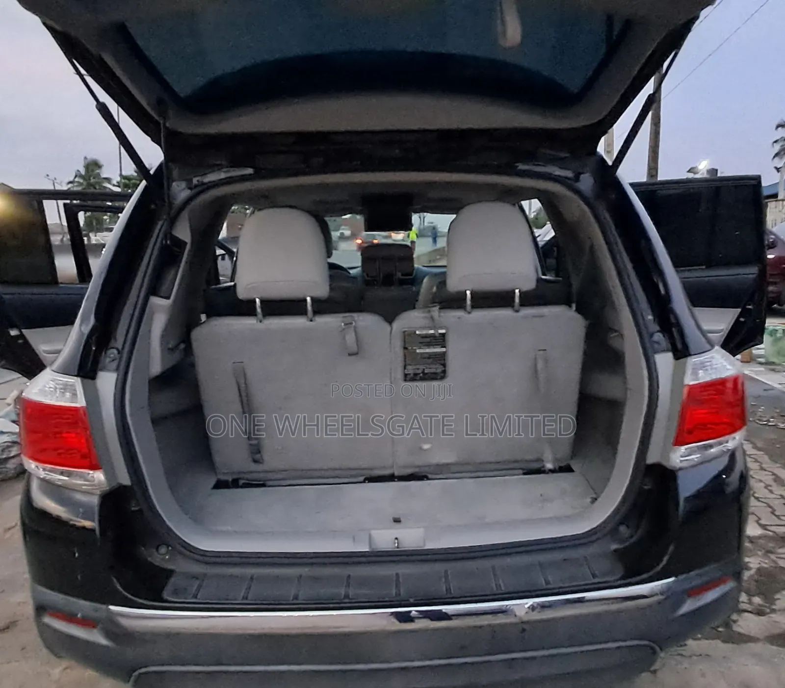 Toyota Highlander Limited 2012 Black
