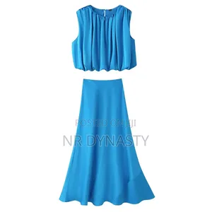 Zr Gathered Crop Top X Flared Skirt