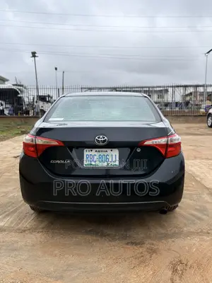 Toyota Corolla LE Eco 4dr Sedan (1.8L 4cyl CVT) 2014 Black