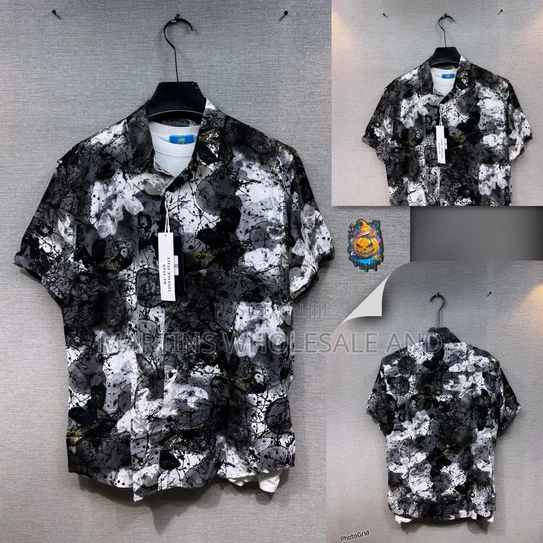 Short-Sleeve Button-Down Vintage Shirt Featuring a Striking Black An
