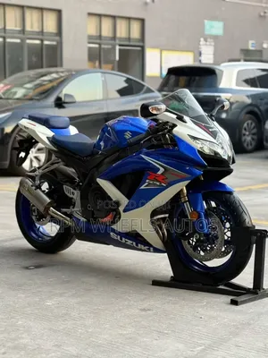 Suzuki GSX-R 2010 Blue