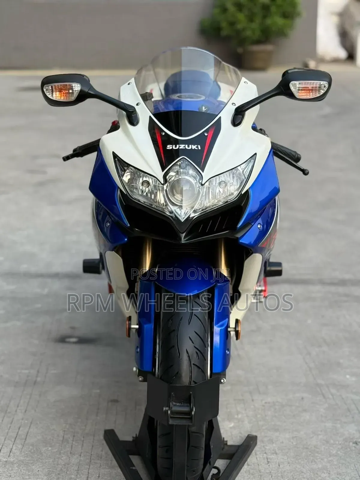 Suzuki GSX-R 2010 Blue