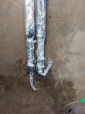 Bonnet Shock Audi Q5 A5