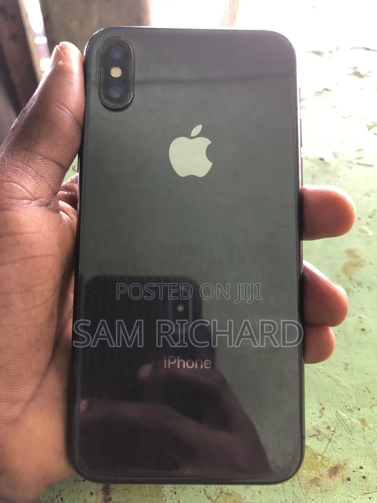 Apple iPhone X 64 GB Black