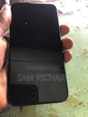 Apple iPhone X 64 GB Black