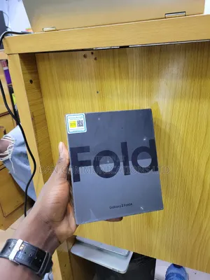 New Samsung Galaxy Z Fold4 512 GB Black