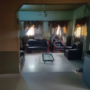 Furnished 4bdrm Bungalow in Mbaji Close, Osisioma Ngwa for sale
