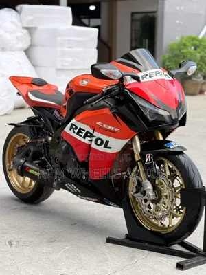 Honda CBR 2015 Orange