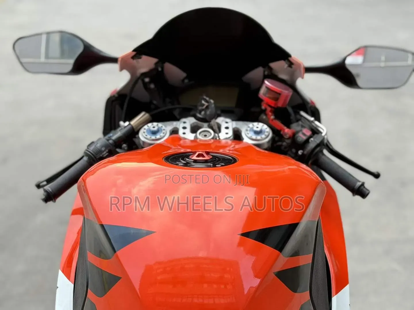 Honda CBR 2015 Orange