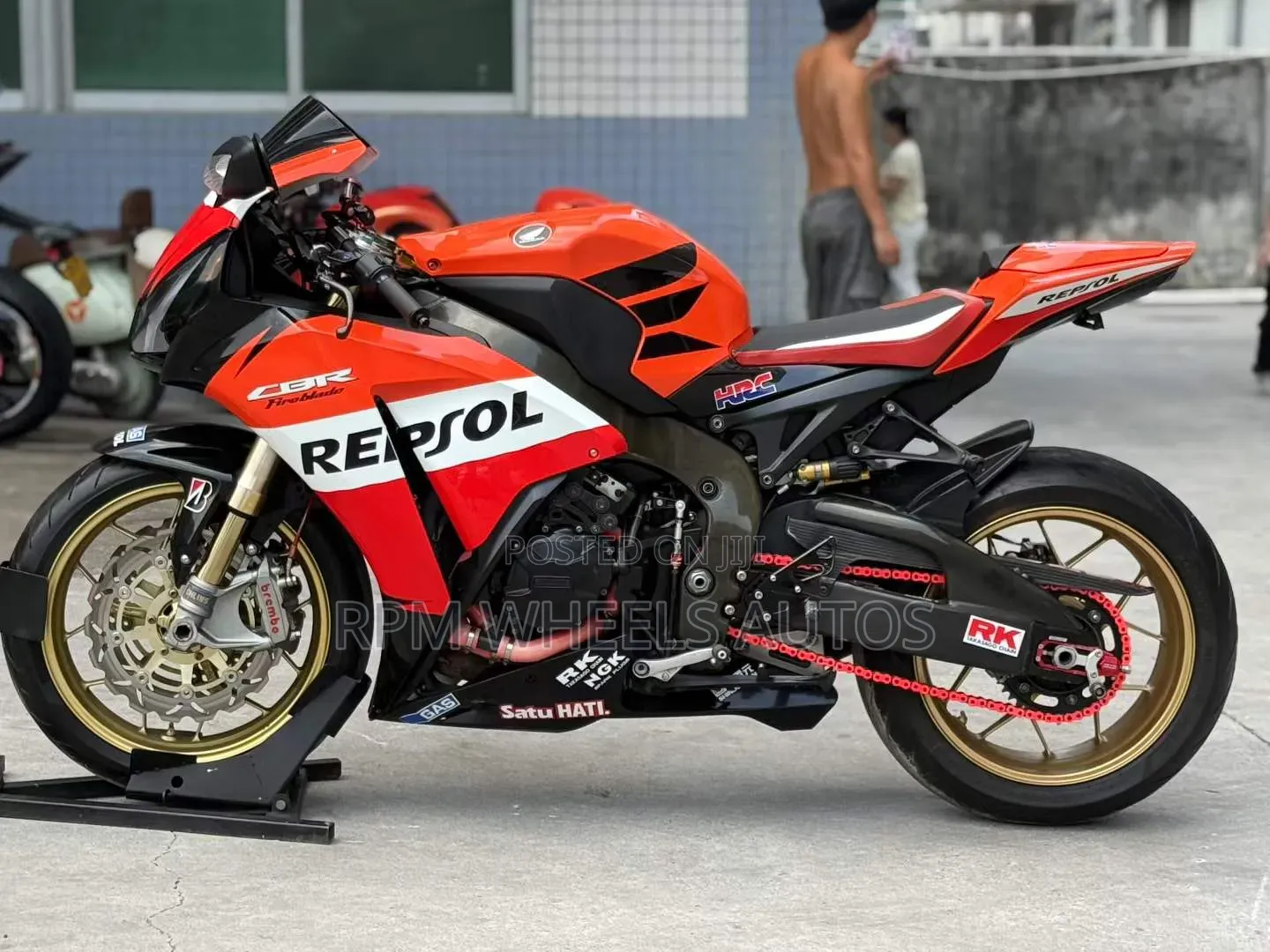 Honda CBR 2015 Orange