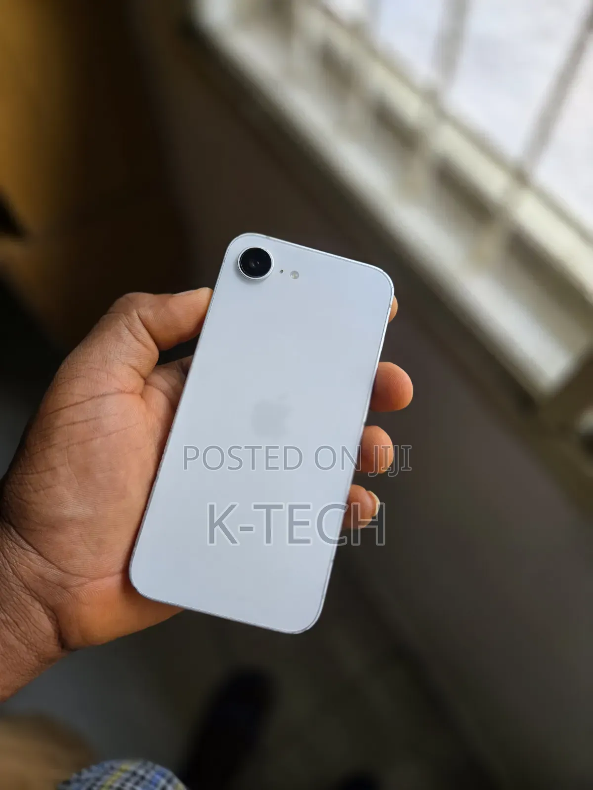 Apple iPhone 16e 128 GB Gray