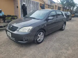 Toyota Corolla 2004 Gray