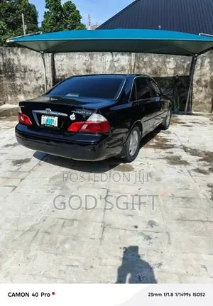 Toyota Avalon 2002 Black