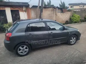 Toyota Corolla 2004 Gray