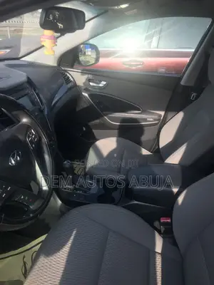 Hyundai Santa Fe 2016 Black