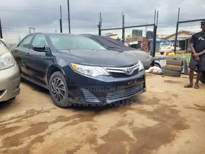 Toyota Camry 2012 Blue