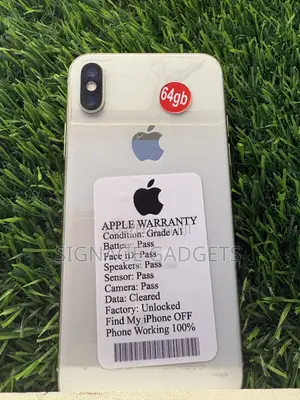 Apple iPhone X 64 GB White