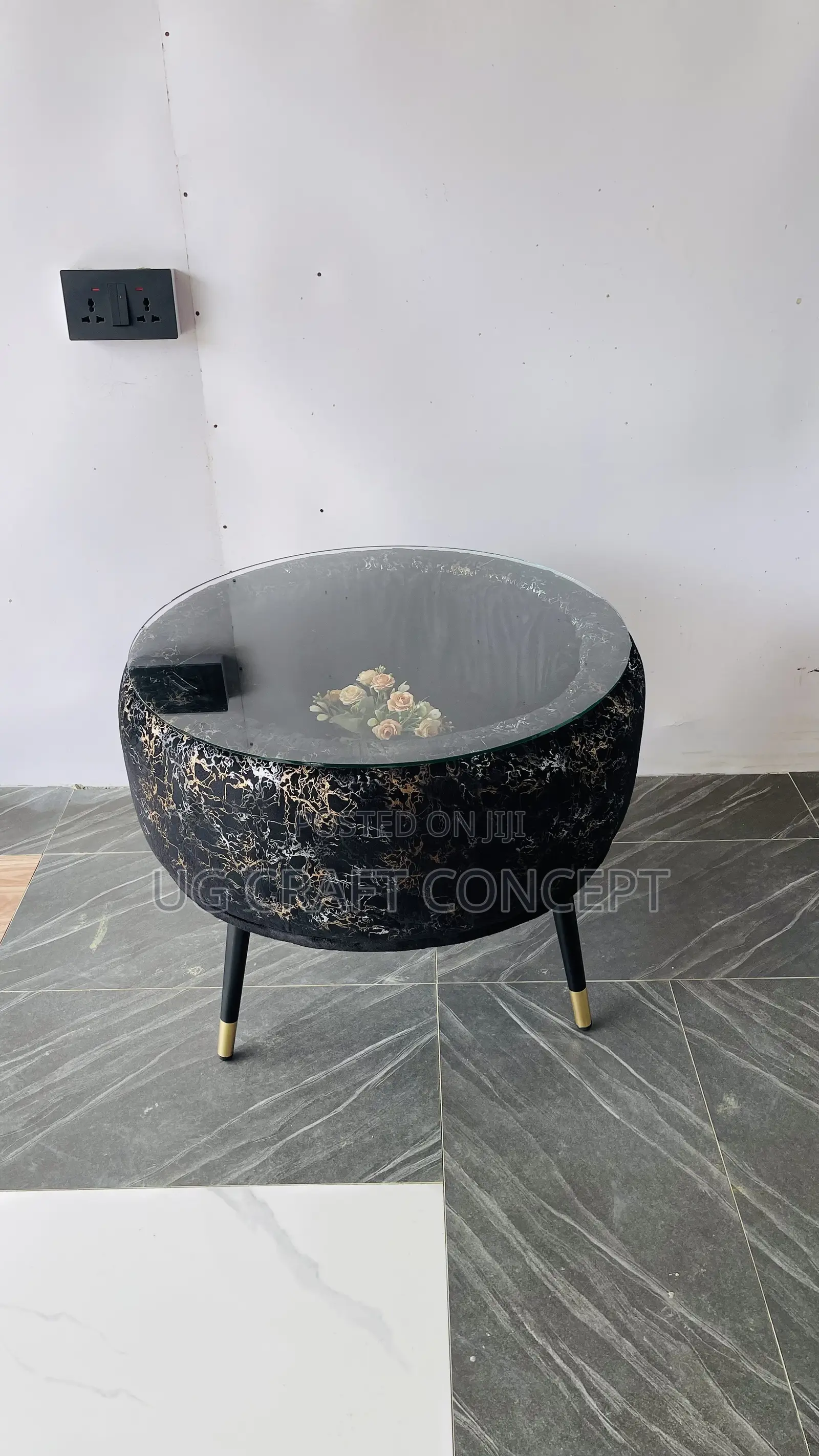 Modern Center Coffee Table With Storage.