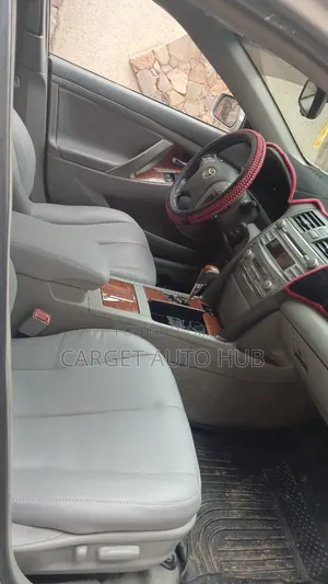 Toyota Camry 2011 Silver